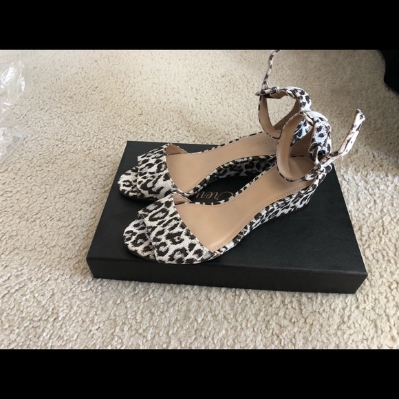 J.Crew Laila Leopard Wedges with adjustable Ankle strap. size 6.5 - Picture 5 of 5